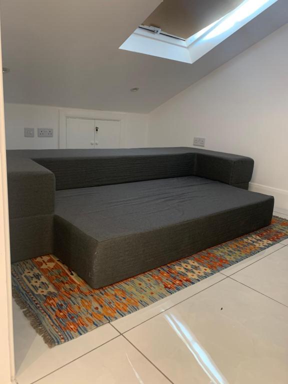 Air Conditioned Modern Double Bed Room With Private Attached Bathroom - Free Parking - Near London Heathrow Airport & Southall Broadway Extérieur photo